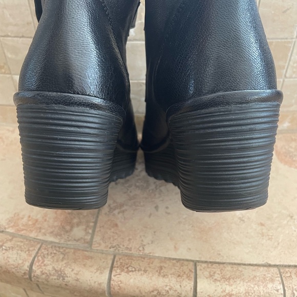 Fly London leather wedge boots size 42, NWT - Picture 5 of 9